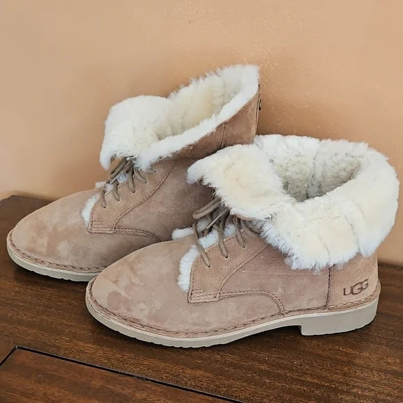 UGG Women's Brown and Cream Lace-Up Winter Boots - Picture 3 of 15
